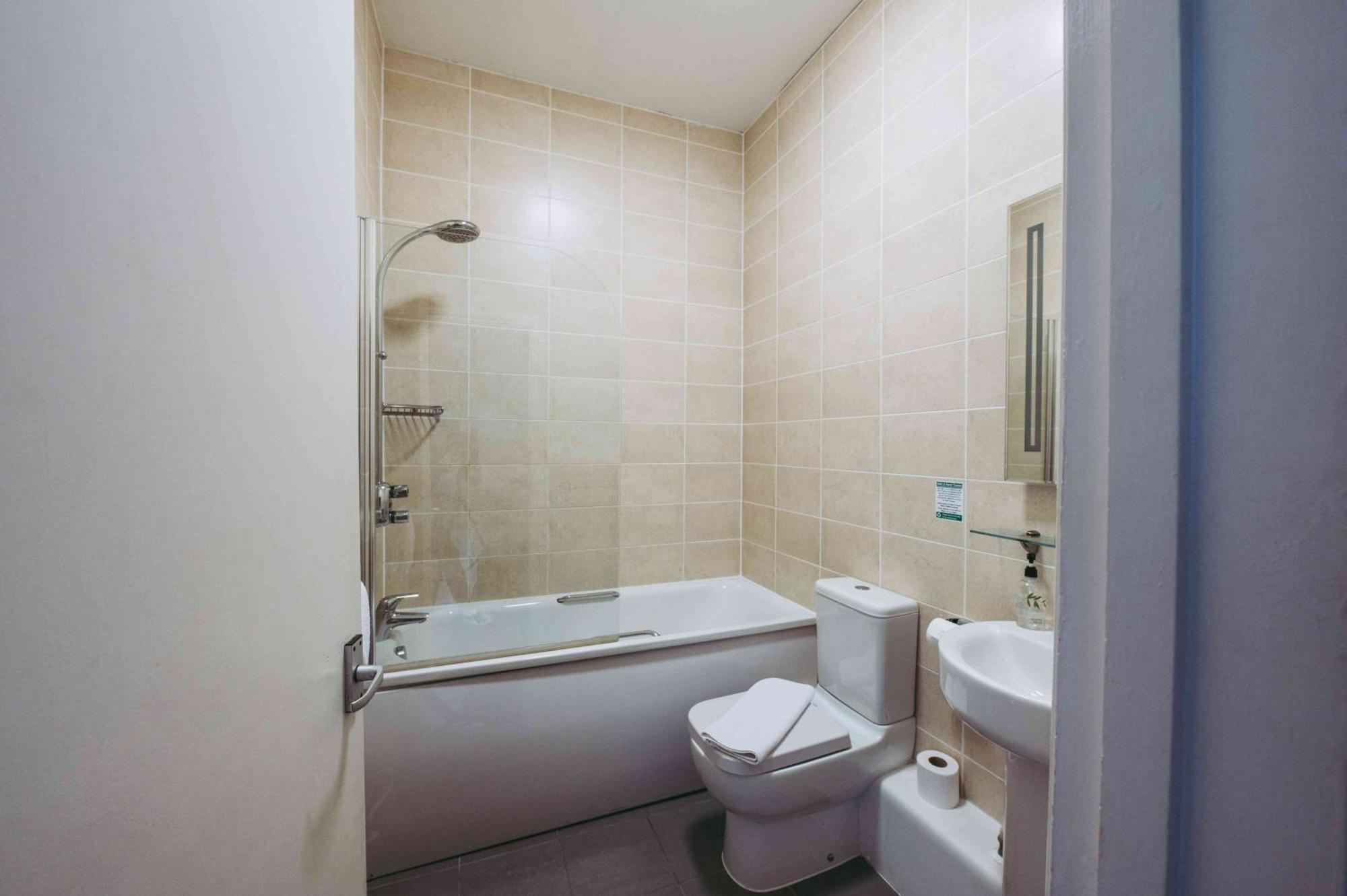 The Grange Hotel Brent Knoll ไฮบริดจ์ ภายนอก รูปภาพ
